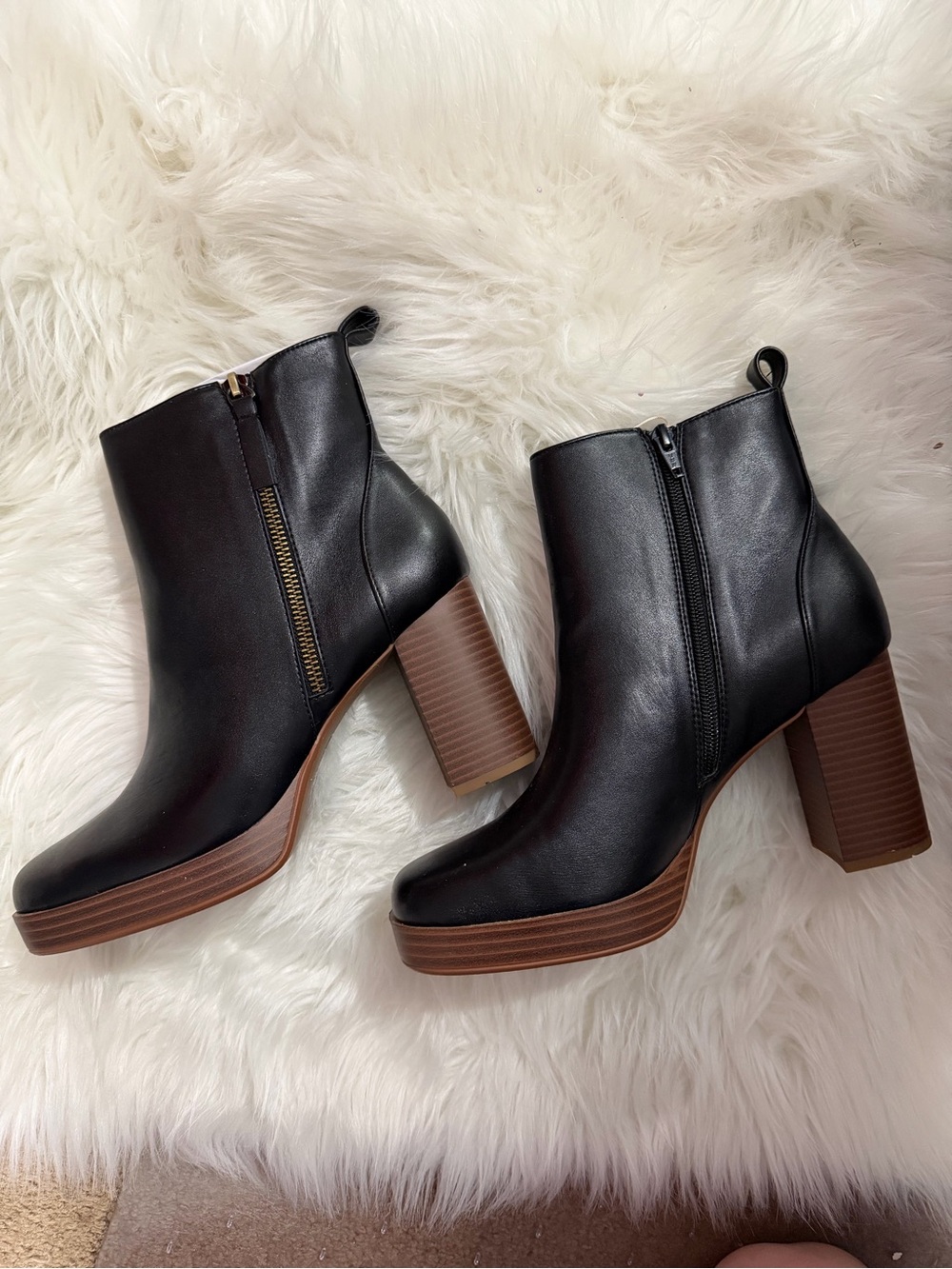 White Mountain Black Platform Ankle Boots with Brown Block Heel
